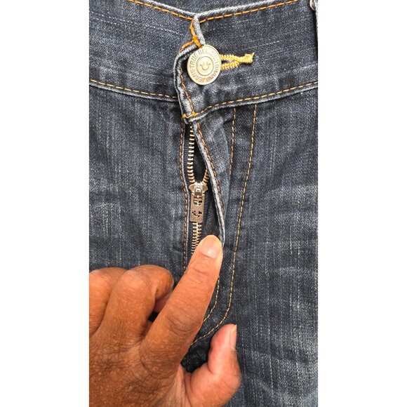 True Religion Men's Straight Leg Blue Distressed Denim Jeans W38L32 - Picture 4 of 8